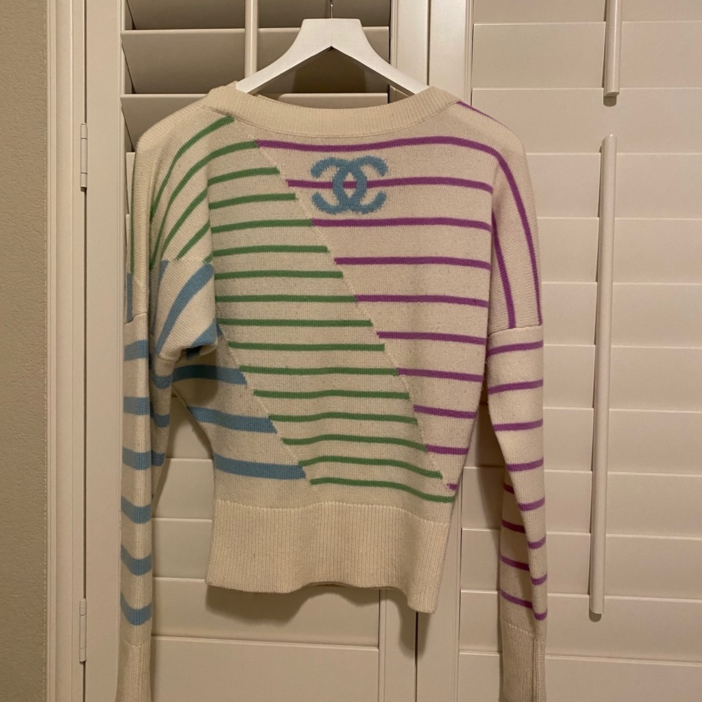 CHANEL 2020 Cashmere Sweater